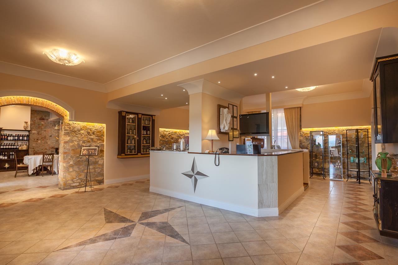 Hotel Villa San Giorgio Poggibonsi Bagian luar foto