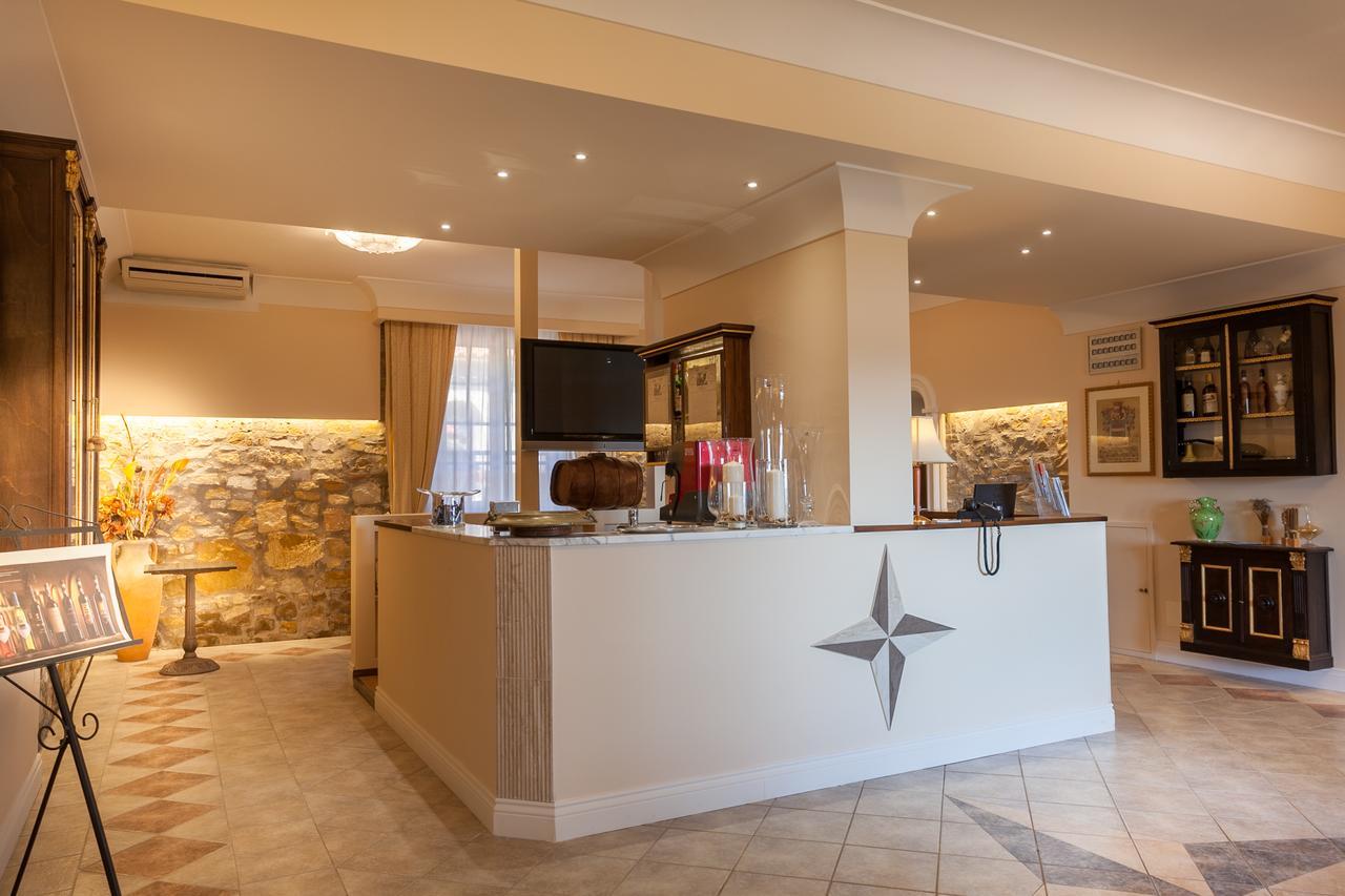 Hotel Villa San Giorgio Poggibonsi Bagian luar foto