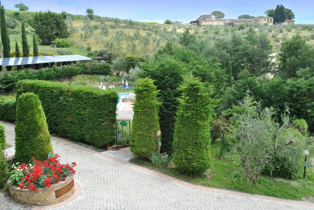 Hotel Villa San Giorgio Poggibonsi Bagian luar foto