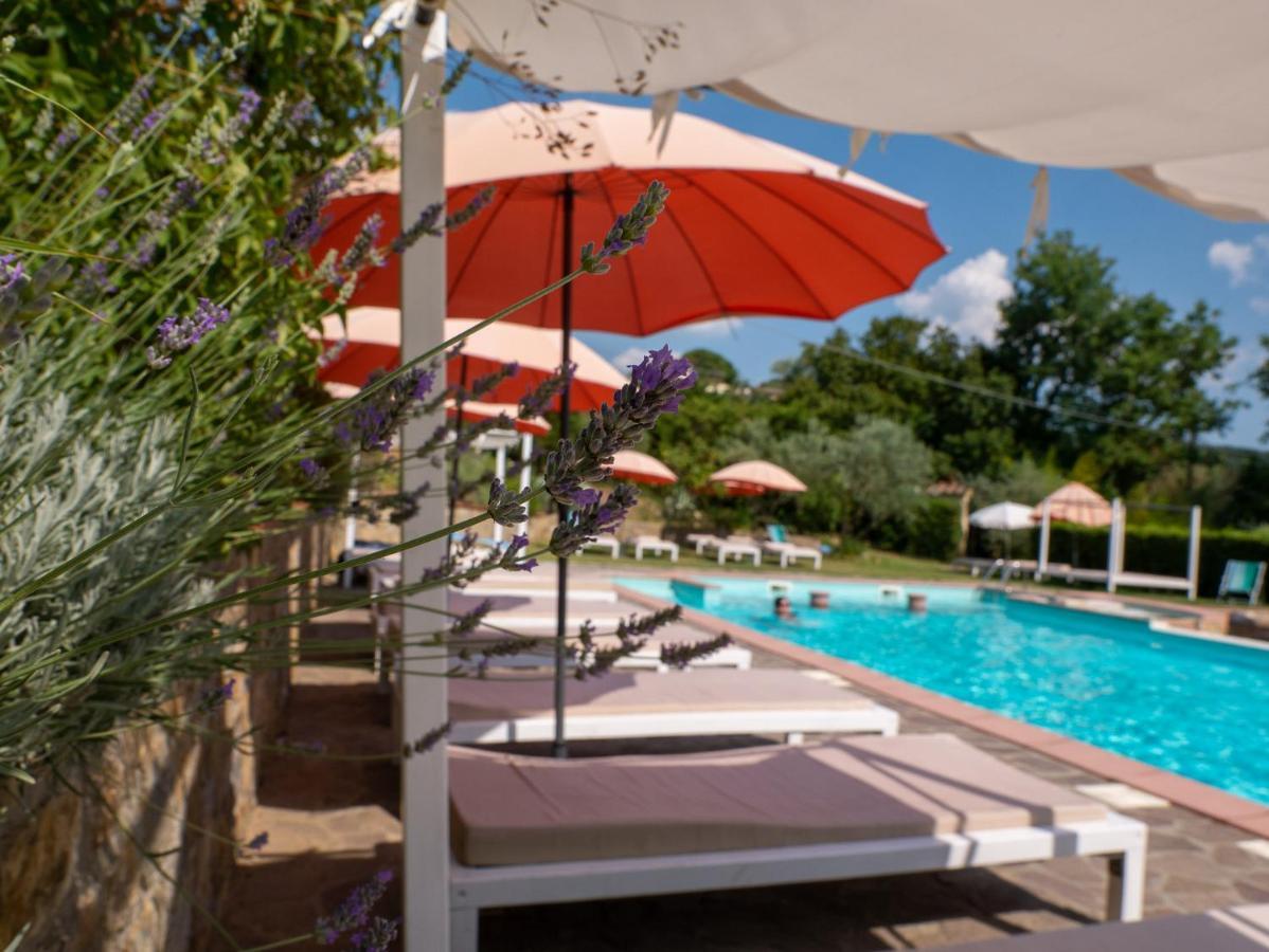 Hotel Villa San Giorgio Poggibonsi Bagian luar foto